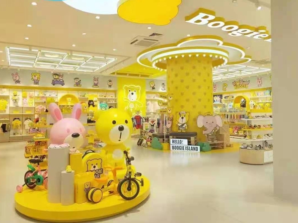 卜吉熊青少年装店铺展示