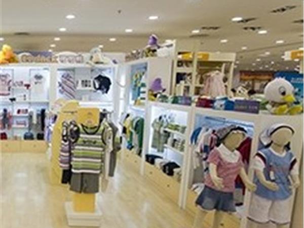 迪尼巴拉青少年装店铺展示