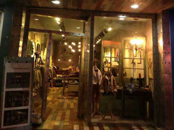 XX&NN青少年装店铺展示