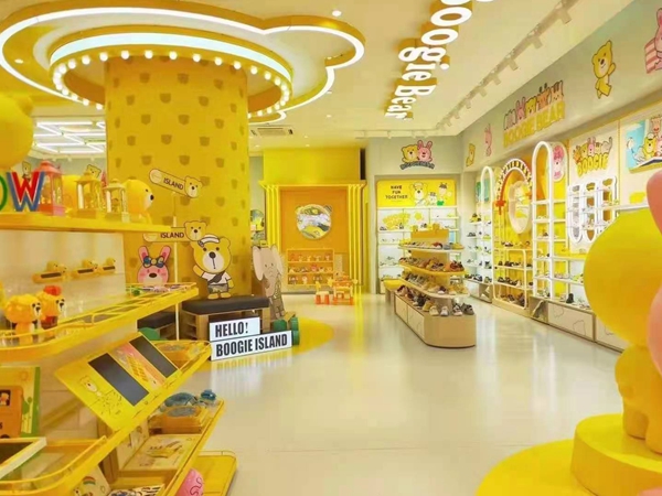 卜吉熊青少年装店铺展示