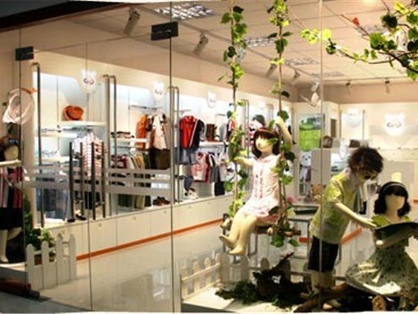 可米熊青少年装店铺展示