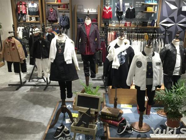 Yuki So婴童装店铺展示