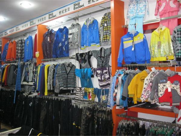 世纪宝贝青少年装店铺展示