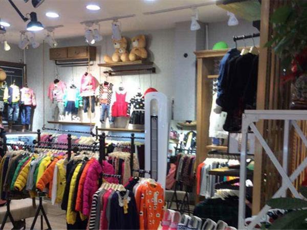 Yuki So婴童装店铺展示