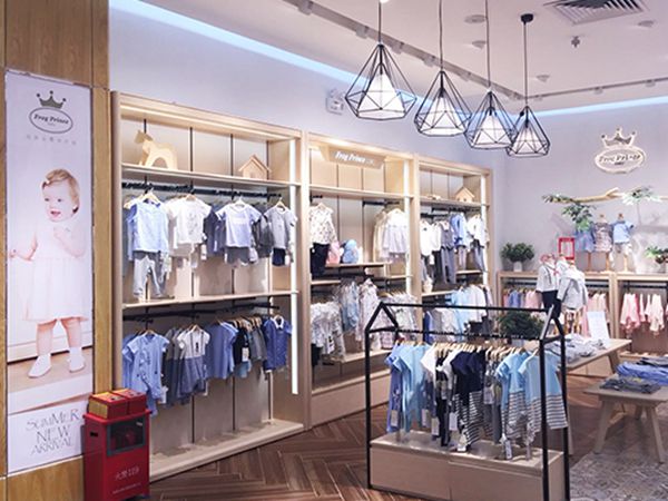可拉比特时尚童装店铺展示