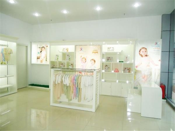 塔米拉拉婴童装店铺展示