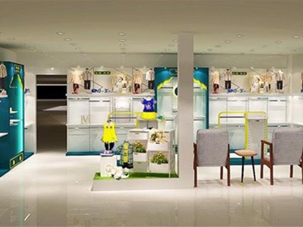 哇喔森堡婴童装店铺展示