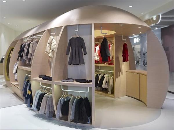 QIMOO青少年装店铺展示
