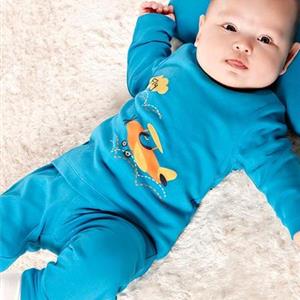 初生婴儿可以用睡袋吗？三分钟让你爱上睡袋