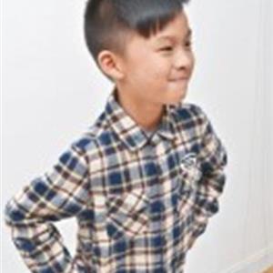 快活龙童装 给孩子一个快乐童年