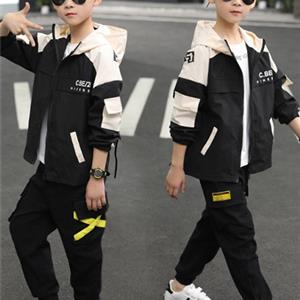 誉尔赛童装男童休闲羽绒服供应