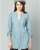 妈妈喂童装产品图片