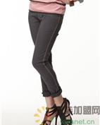 妈妈喂童装产品图片