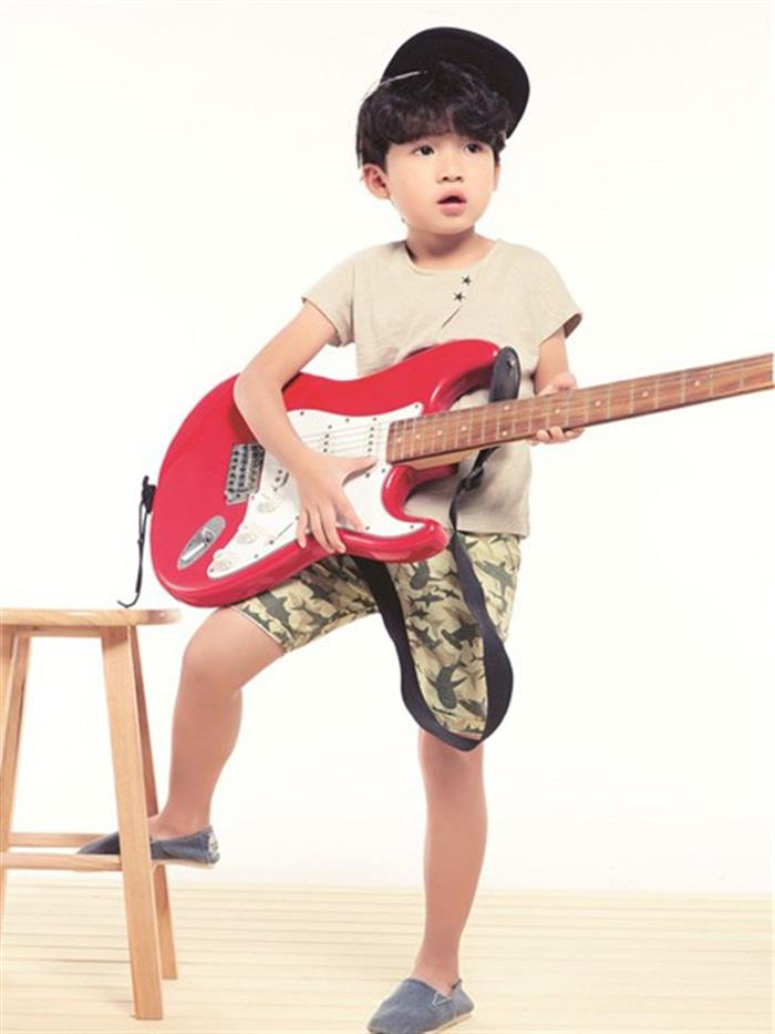 Hello child童装产品图