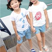 夏天给小女孩穿什么样的裙子比较好看？