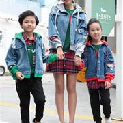 三口之家的亲子装有哪些 亲子风羽绒服好看吗？