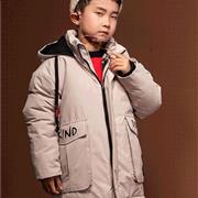 乖乖狗温暖童行,燃点潮冬新热度! 乖乖狗温暖童行,燃点潮冬新热度!