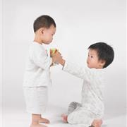 卓儿婴童内衣 让宝宝穿起来舒适保暖