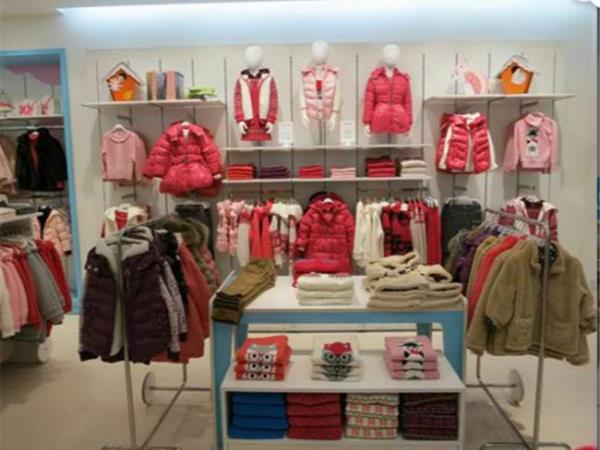 Moomoo时尚童装店铺展示