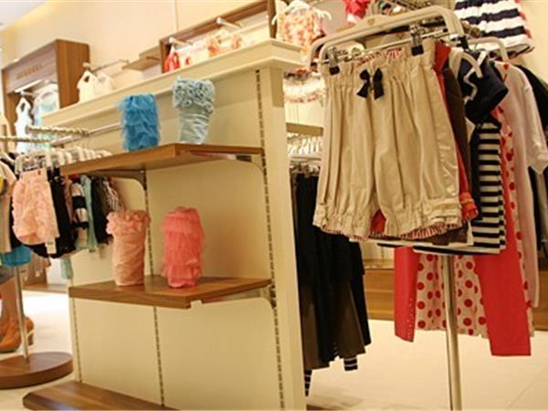 米芝儿婴童装店铺展示