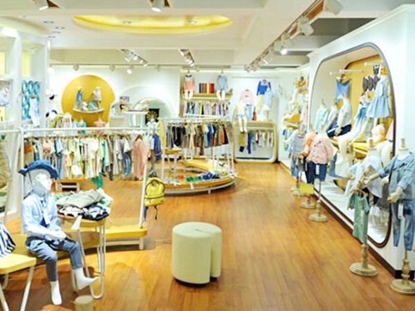 比比安时尚童装店铺展示
