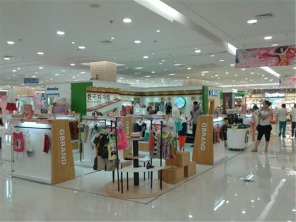G-Brand婴童装店铺展示