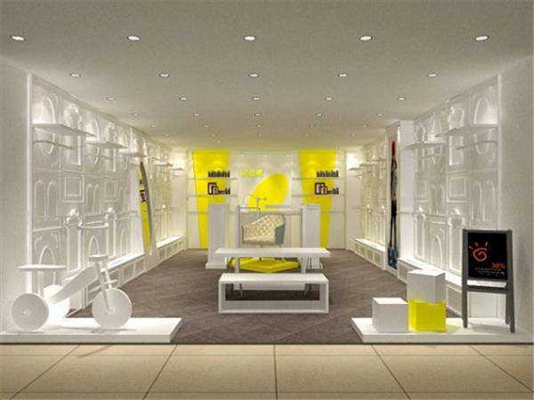 俄梅戛青少年装店铺展示