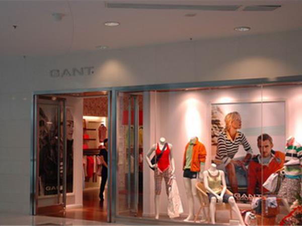 Gant青少年装店铺展示