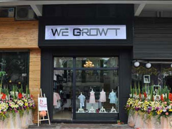WE GROW-T时尚童装店铺展示