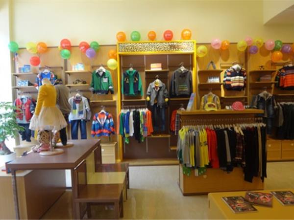 小野豹青少年装店铺展示