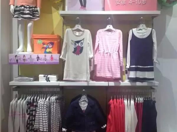 金宝贝婴童装店铺展示