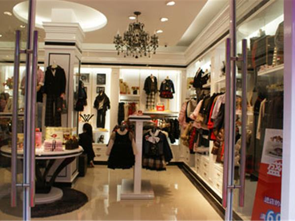 Vezzoso Valoroso青少年装店铺展示