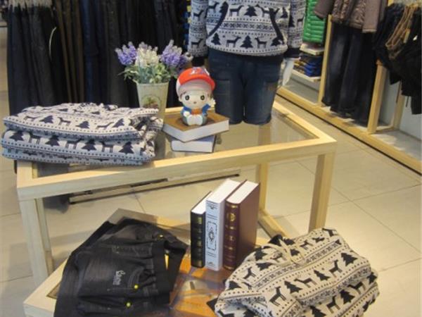 棵棵树青少年装店铺展示