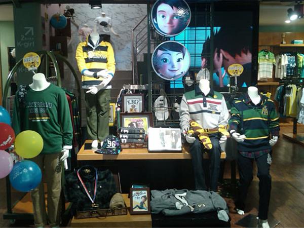 今童王时尚童装店铺展示