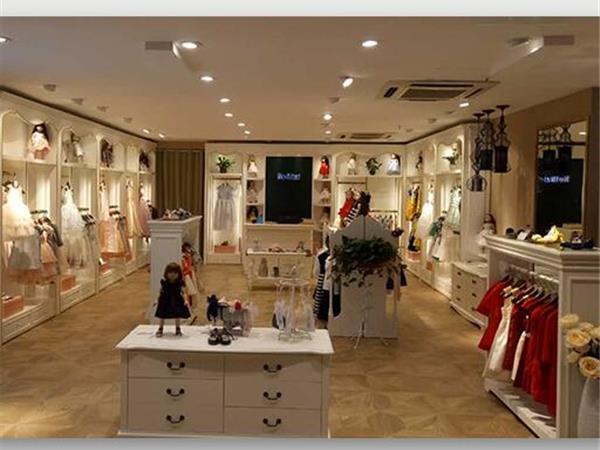 粒子粒姿时尚童装店铺展示