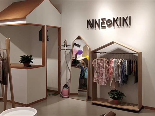 尼可时尚童装店铺展示