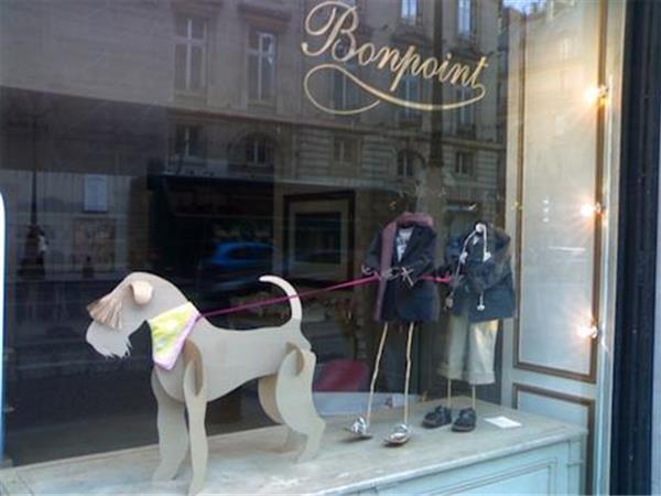 Bonpoint时尚童装店铺展示