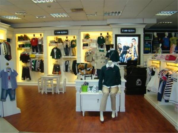 T100时尚童装店铺展示