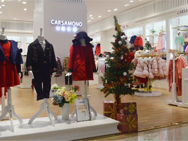 卡莎梦露青少年装店铺展示
