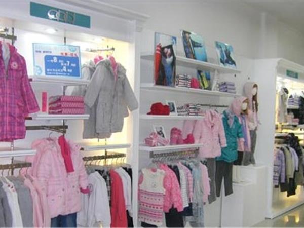 KICCOLY时尚童装店铺展示