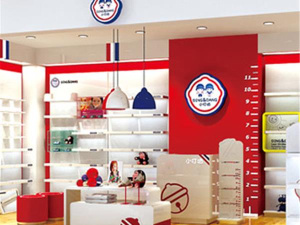 小叮当时尚童装店铺展示