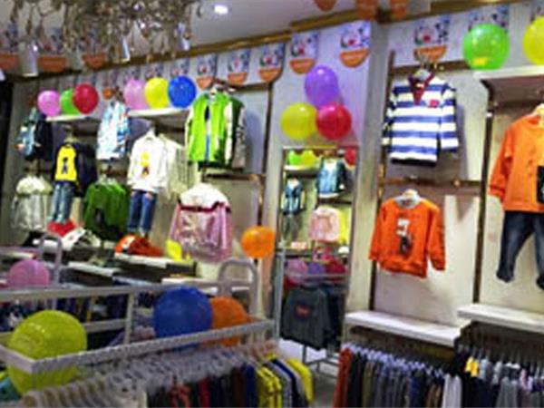 杰米杰妮婴童装店铺展示