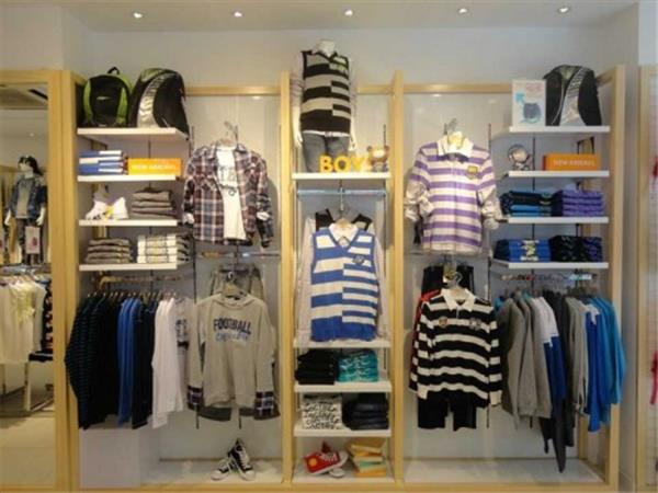 棵棵树青少年装店铺展示