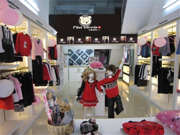 米斯维尼青少年装店铺展示