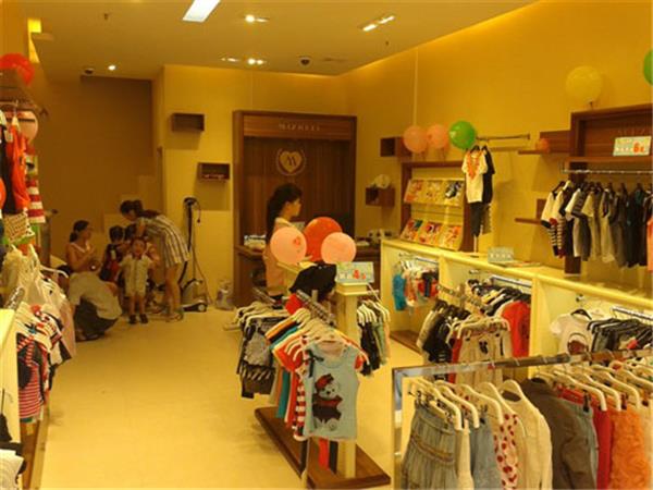 米芝儿婴童装店铺展示
