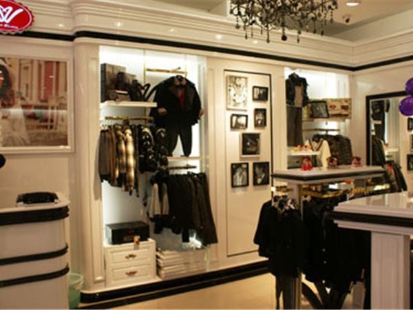 Vezzoso Valoroso青少年装店铺展示