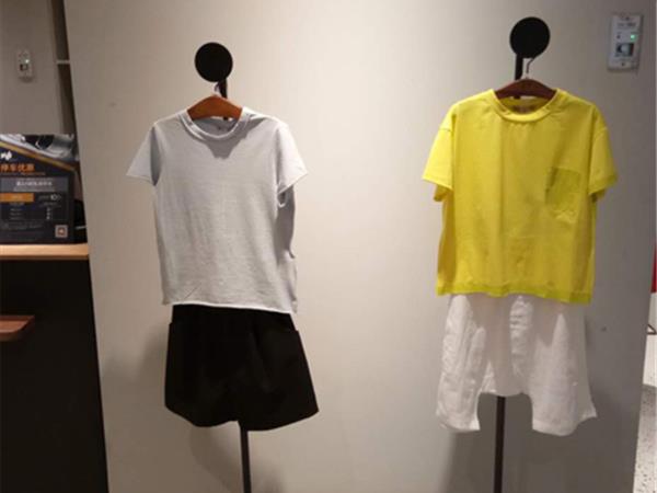 桑语青少年装店铺展示