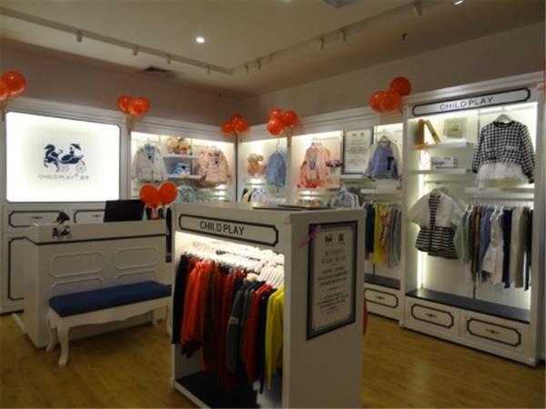 裘帛时尚时尚童装店铺展示