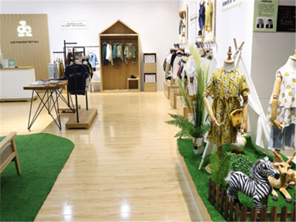 DC KIDS青少年装店铺展示