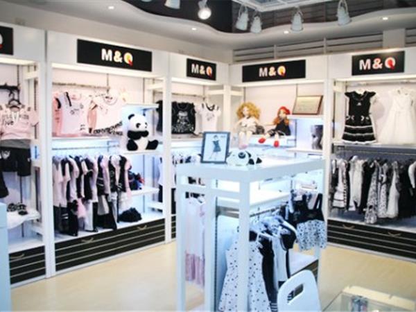 M&Q时尚童装店铺展示